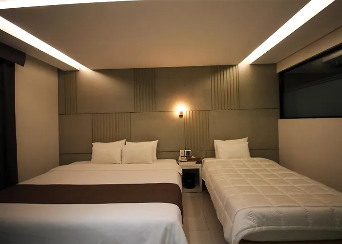 Seattle B Hotel 3*