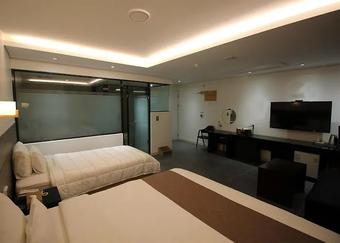 Seattle B 3* Busan