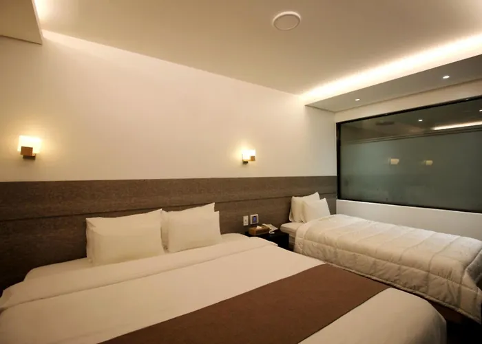 Hotel Seattle B