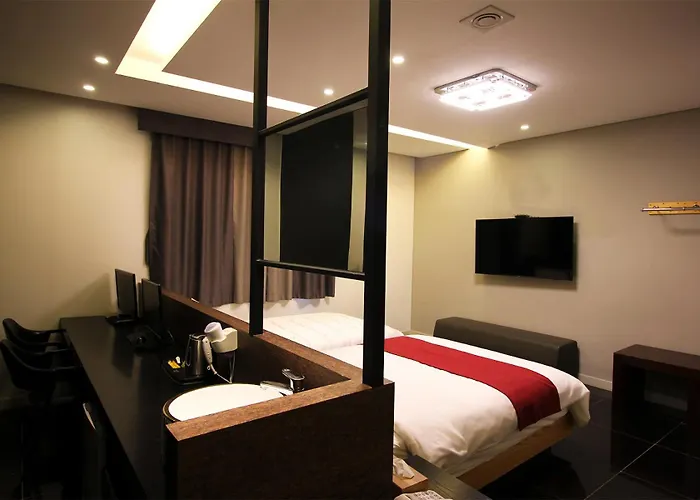Hotel Seattle B