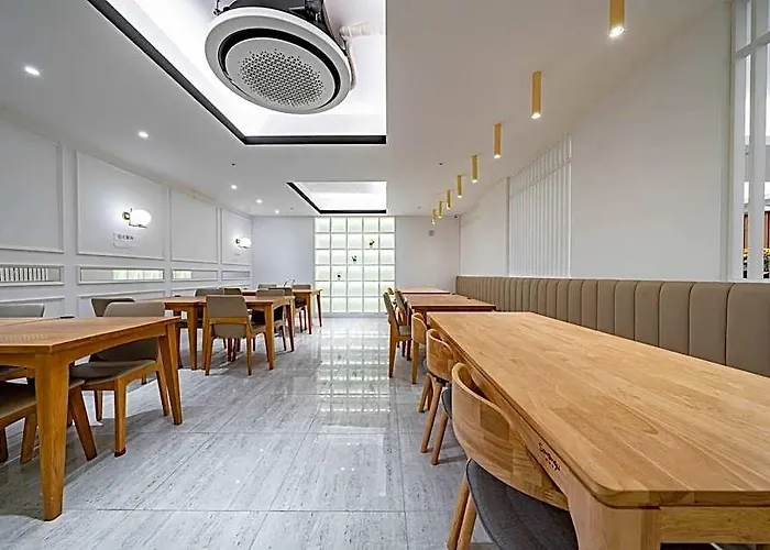 Seattle B Hotel 3*